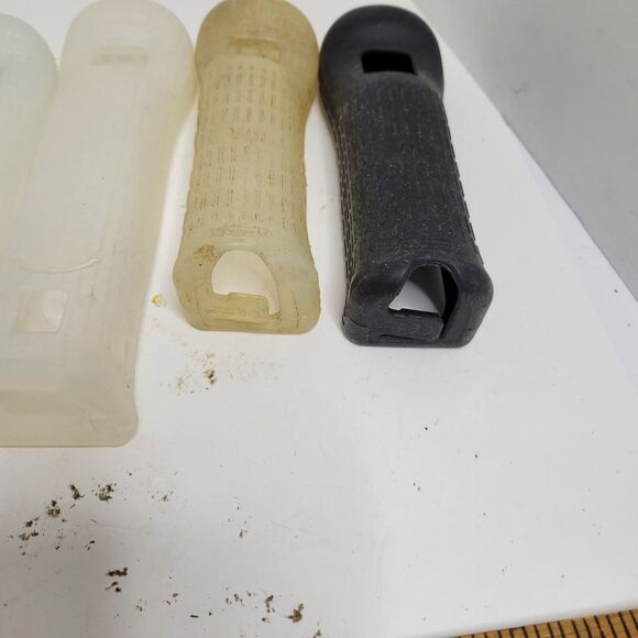 Nintendo Wii Remote Silicone Gel Cover Grip Sleeves Lot of 5 OEM Official - Picture 10 of 12